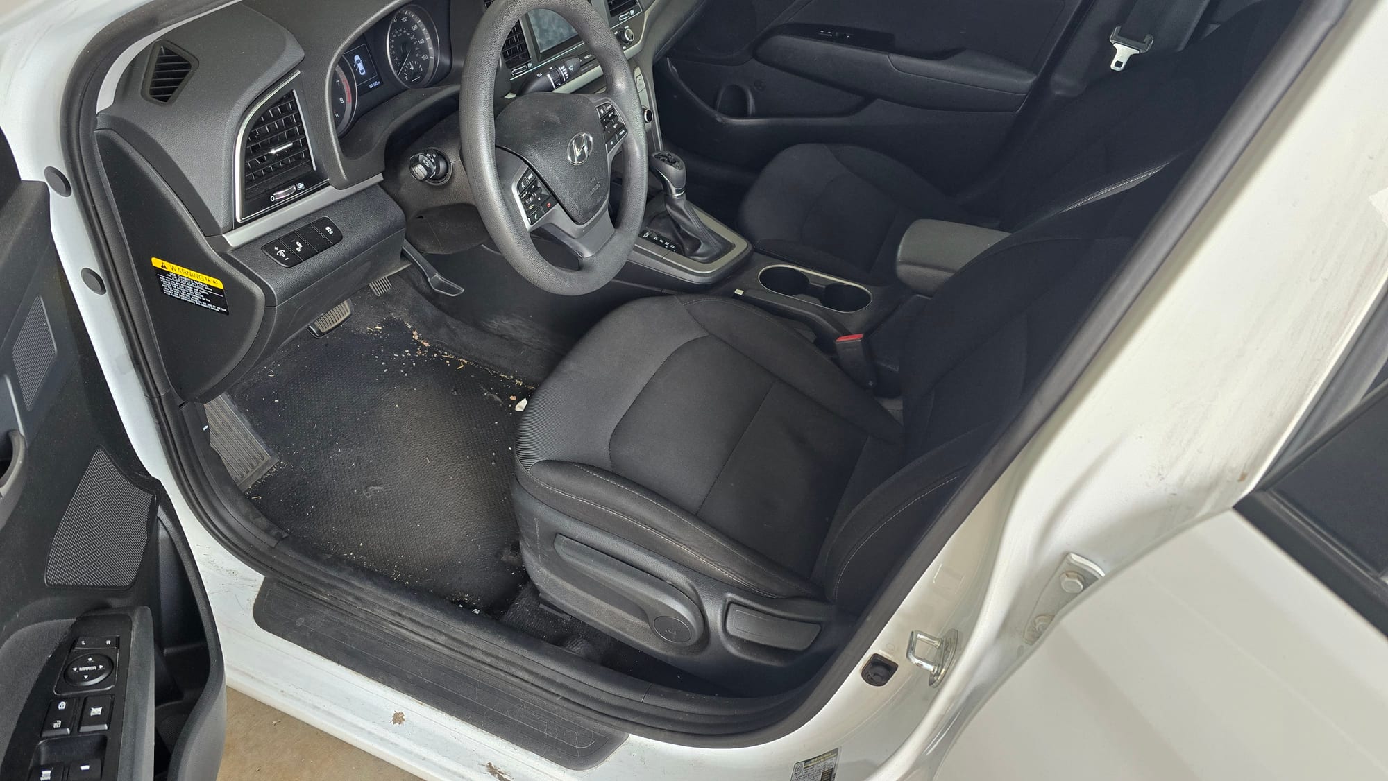 Hyundai Elantra — before