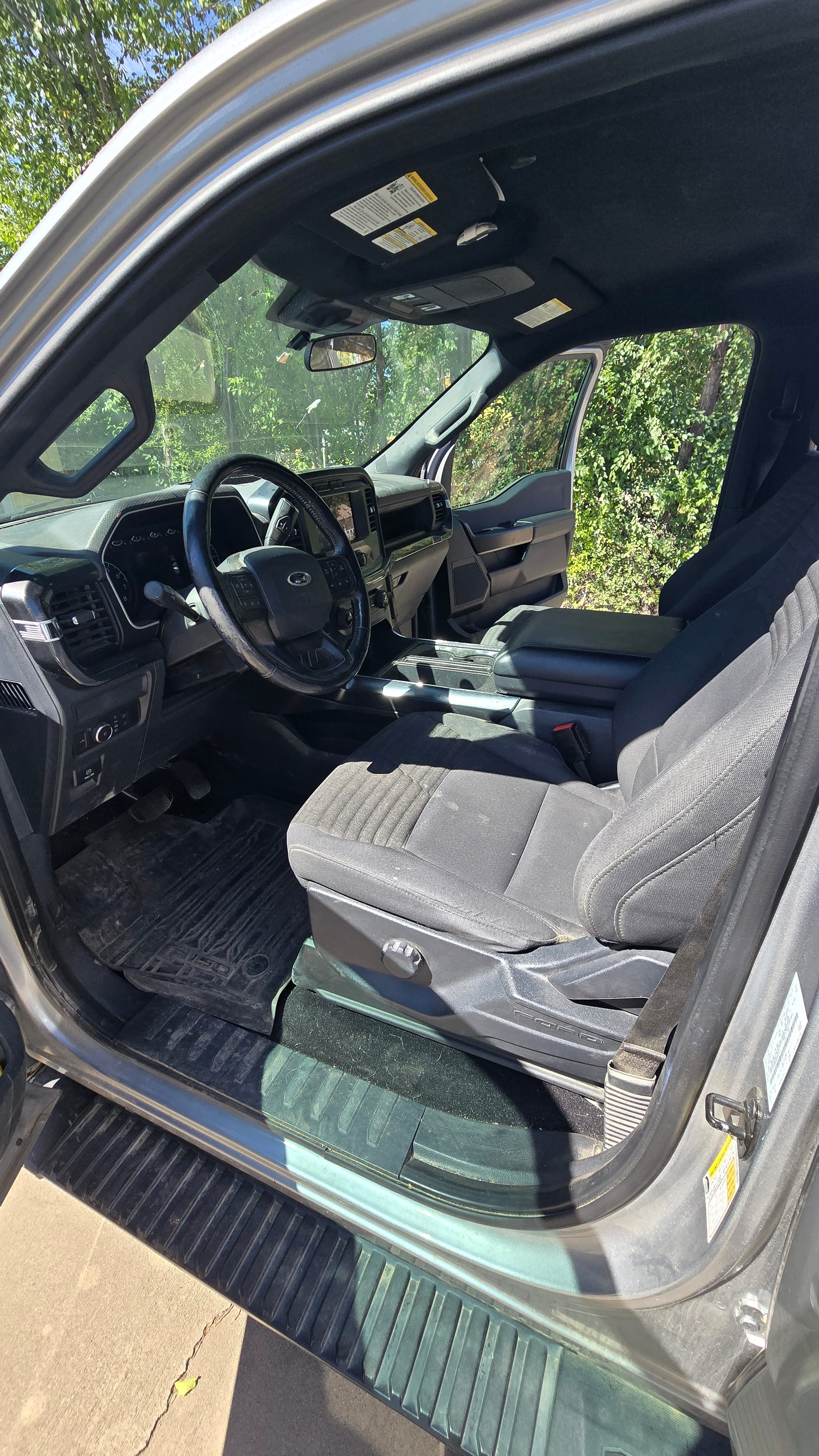 Ford F-150 Driver's side — before
